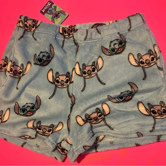 Stitch‎ Fleece Shorts - Picture 1 of 4